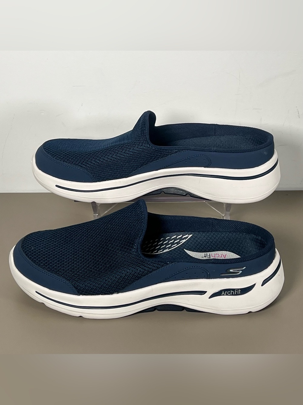 Skechers Go Walk Casual Womens Navy Blue Textile Air Cooled Size 9.5 - Picture 1 of 8